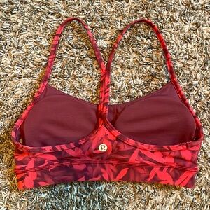 LULULEMON Flow Y Nulu Bra Light Support